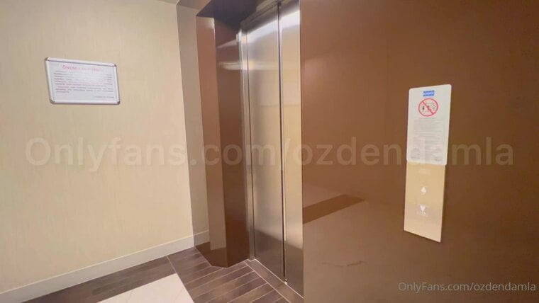 Clubte tanistigim bebeye catur cutur verdim